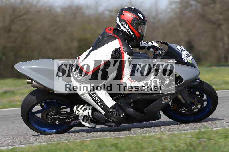 /Archiv-2023/06 10.04.2023 Moto Club Anneau du Rhin/Blanc-Novice/132